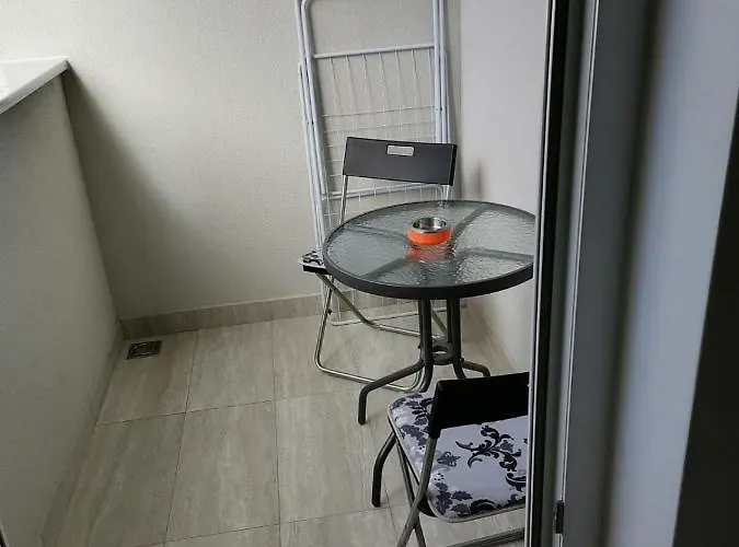 Daire Konstantin Lux 1